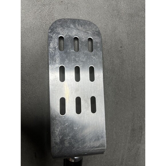 Kitchen Aid Restaurant Commercial Use Large Metal Slotted Lifter Turner Grill - Picture 4 of 9